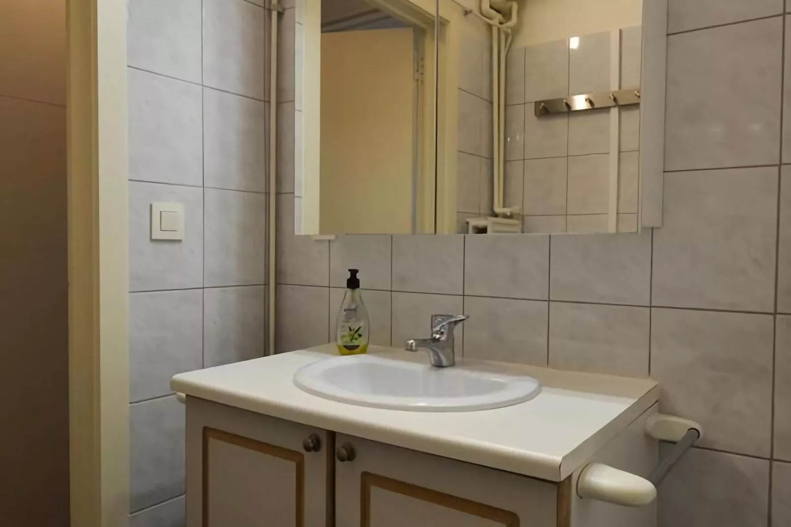 CHRIST/CHRISTA/0202-Bathroom