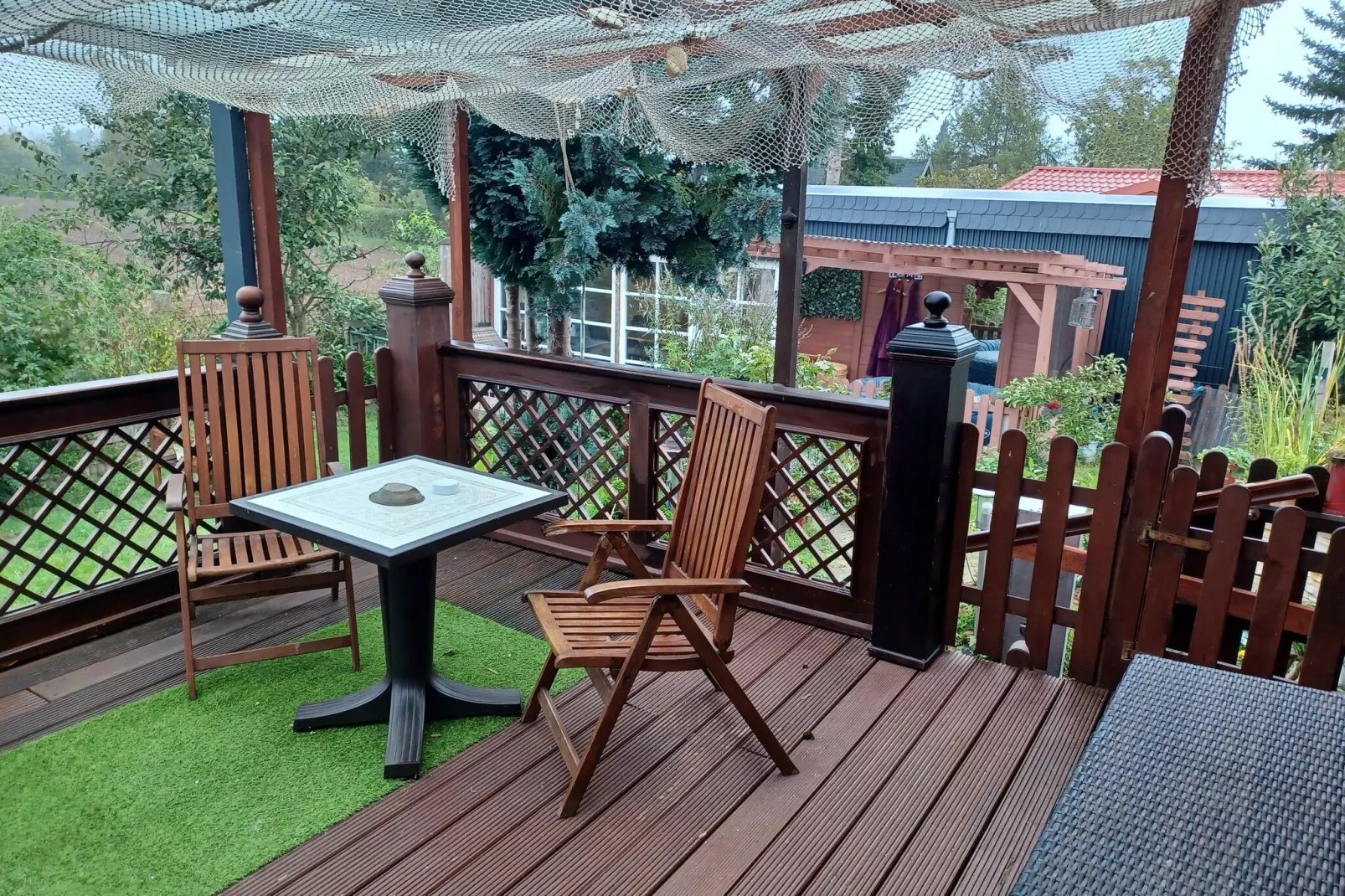 Hundefreundliches Ferienhaus am See MIT Whirlpool-Terrace balcony