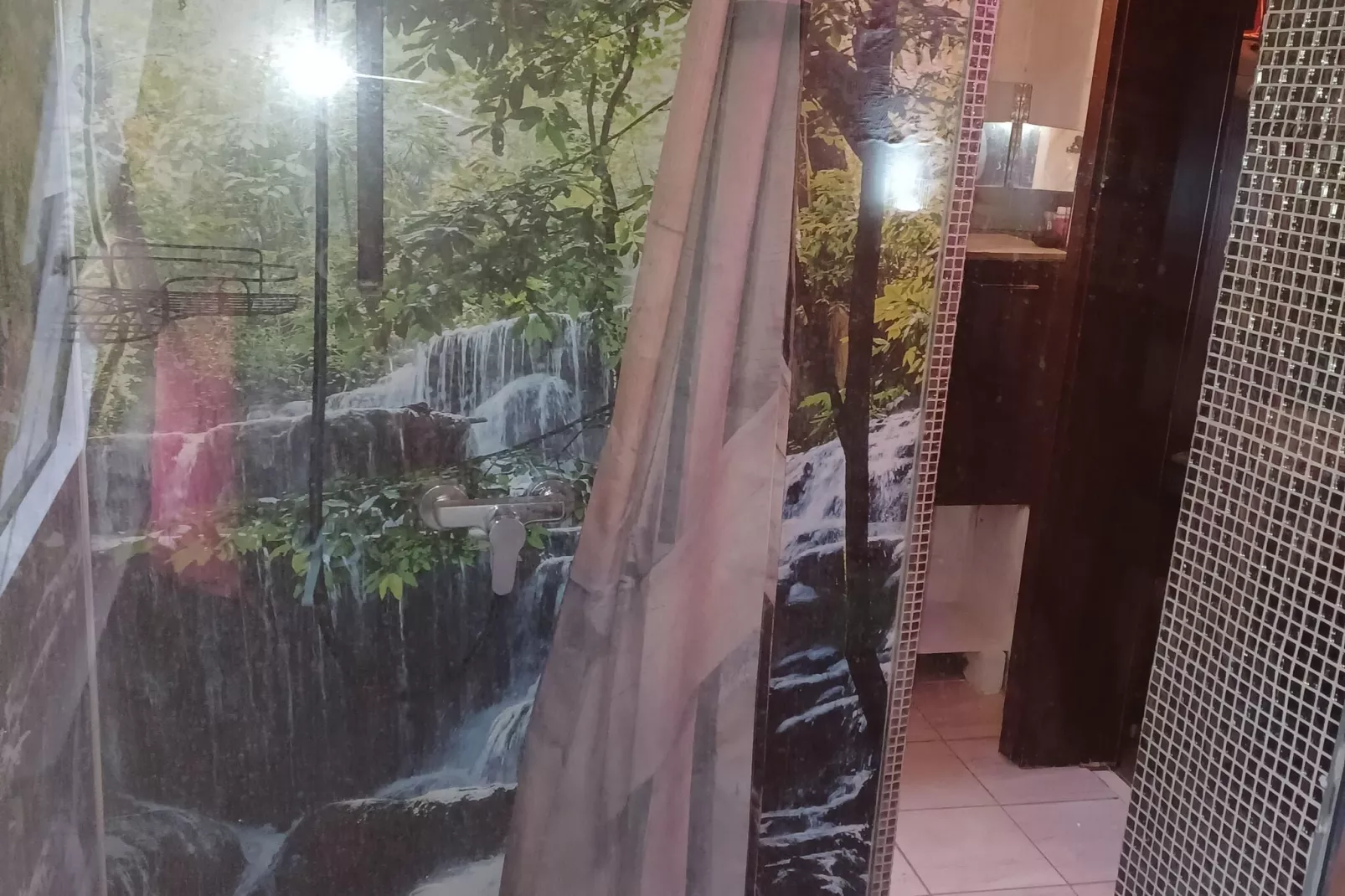 Hundefreundliches Ferienhaus am See MIT Whirlpool-Bathroom