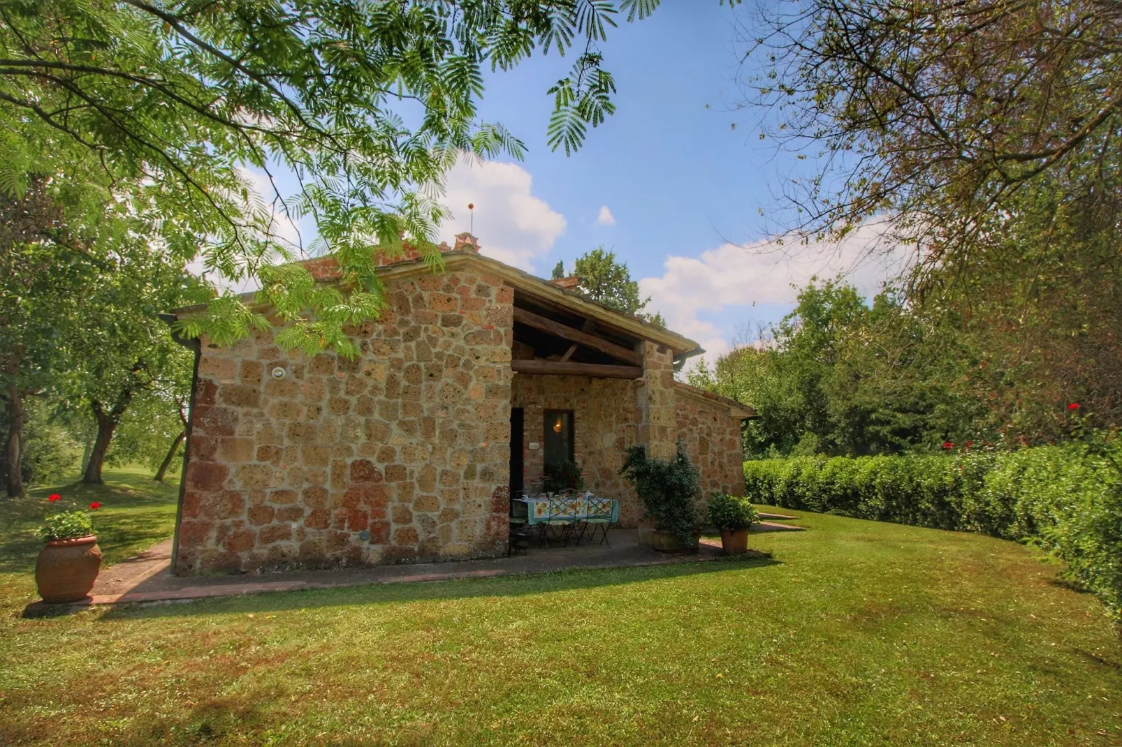 La Colonnetta-Exterior summer