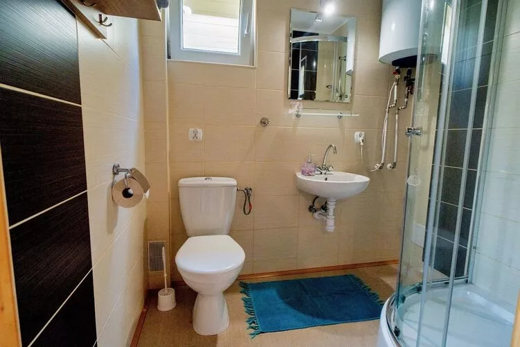 Domek piętrowy 6-osobowy Ustronie Morskie-Bathroom