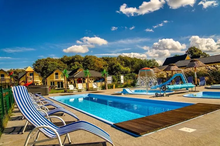 Domek piętrowy 6-osobowy Ustronie Morskie-Pool