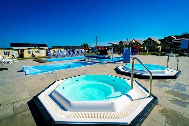 Domek piętrowy 6-osobowy Ustronie Morskie-Pool