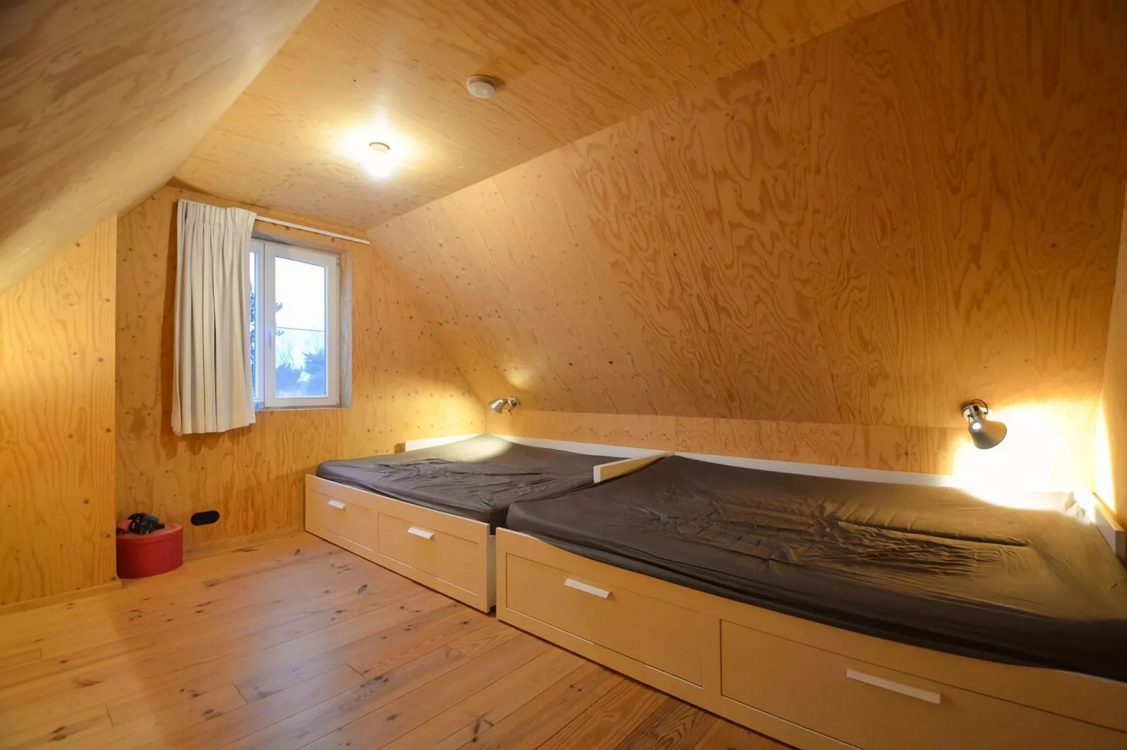 VILLA CO/VILLA CO-Bedroom