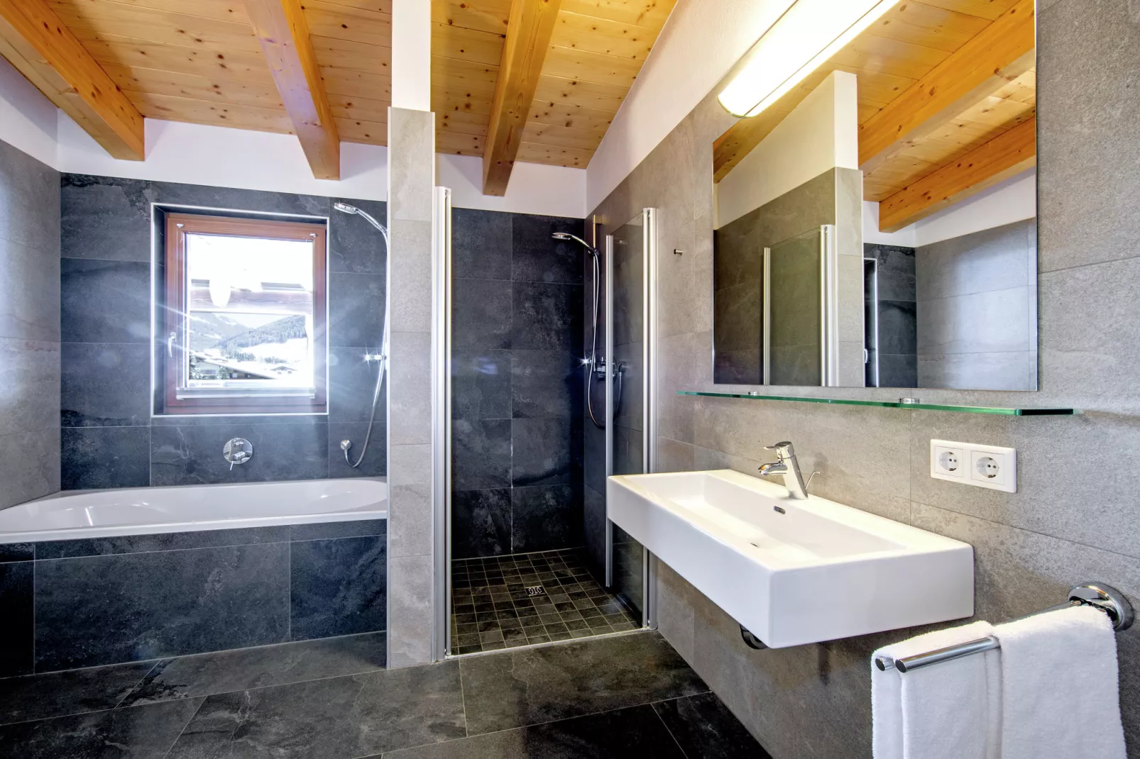 Penthouse Royal Gerlos-Bathroom