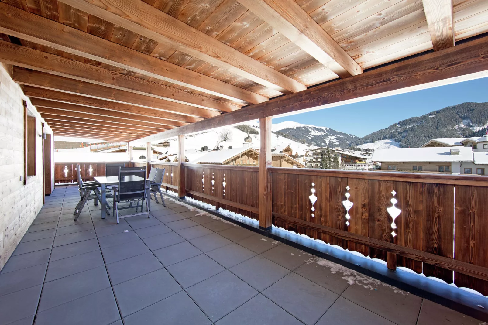 Penthouse Royal Gerlos-Terrace balcony