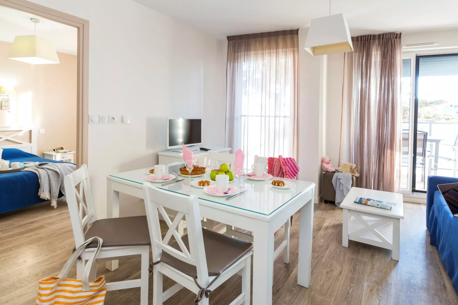 Residence de la Plage 2-Living room