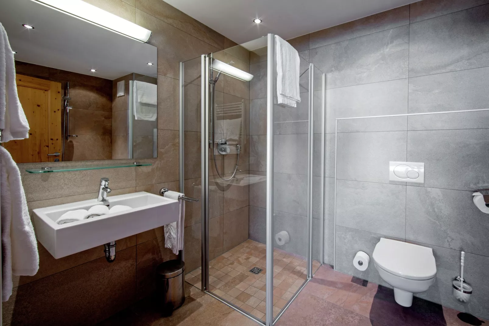 Appartement Royal Gerlos 10-Bathroom