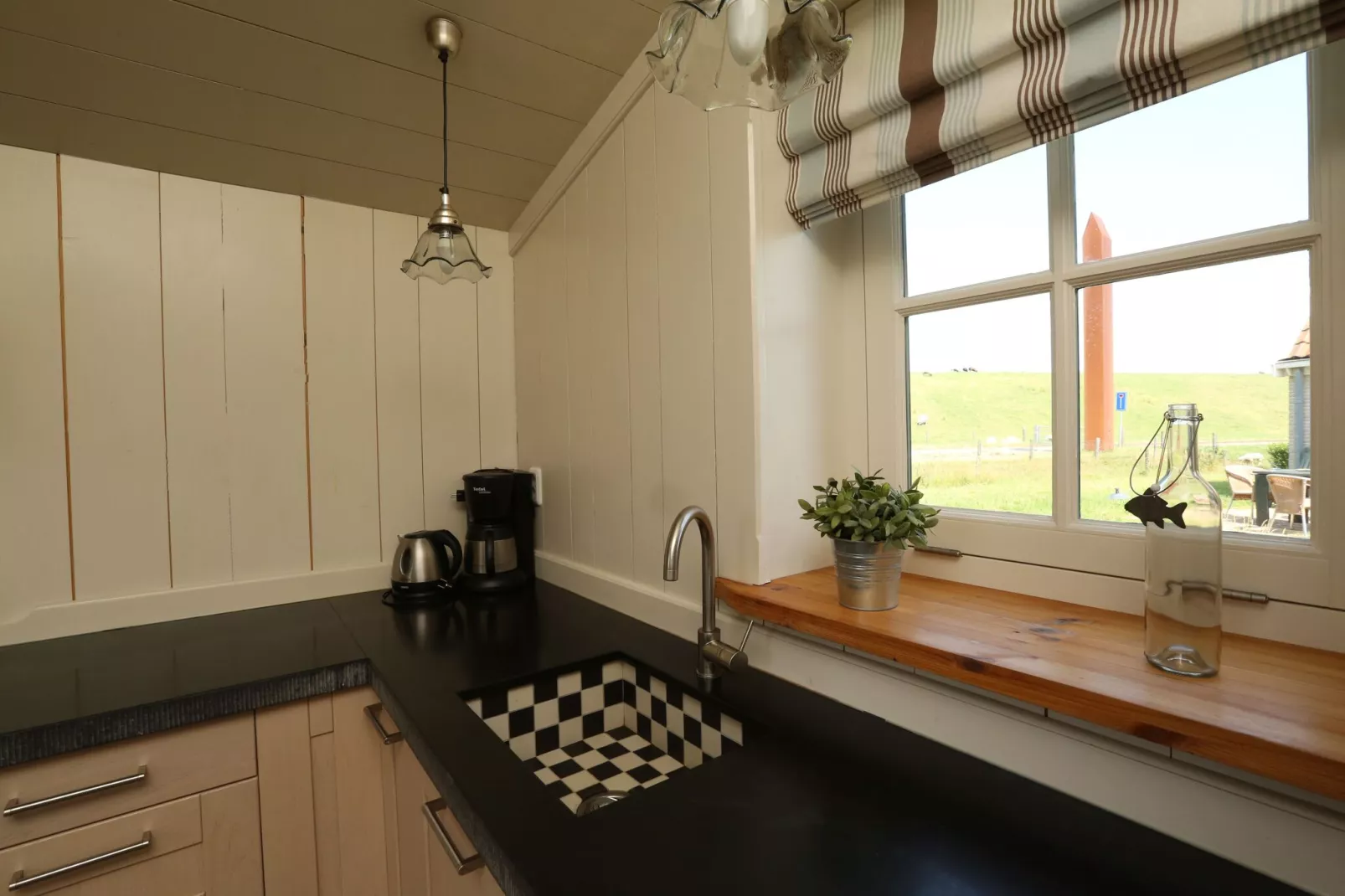 Recreatiepark Wiringherlant  - Villa 4-Kitchen