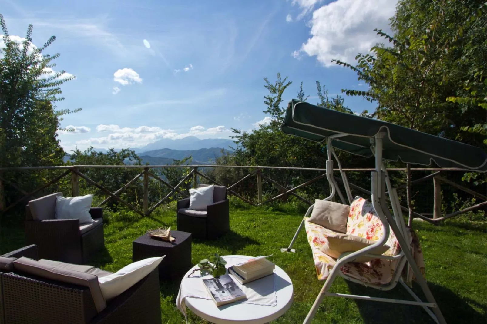 Il Conio Ginestra-Gardens summer