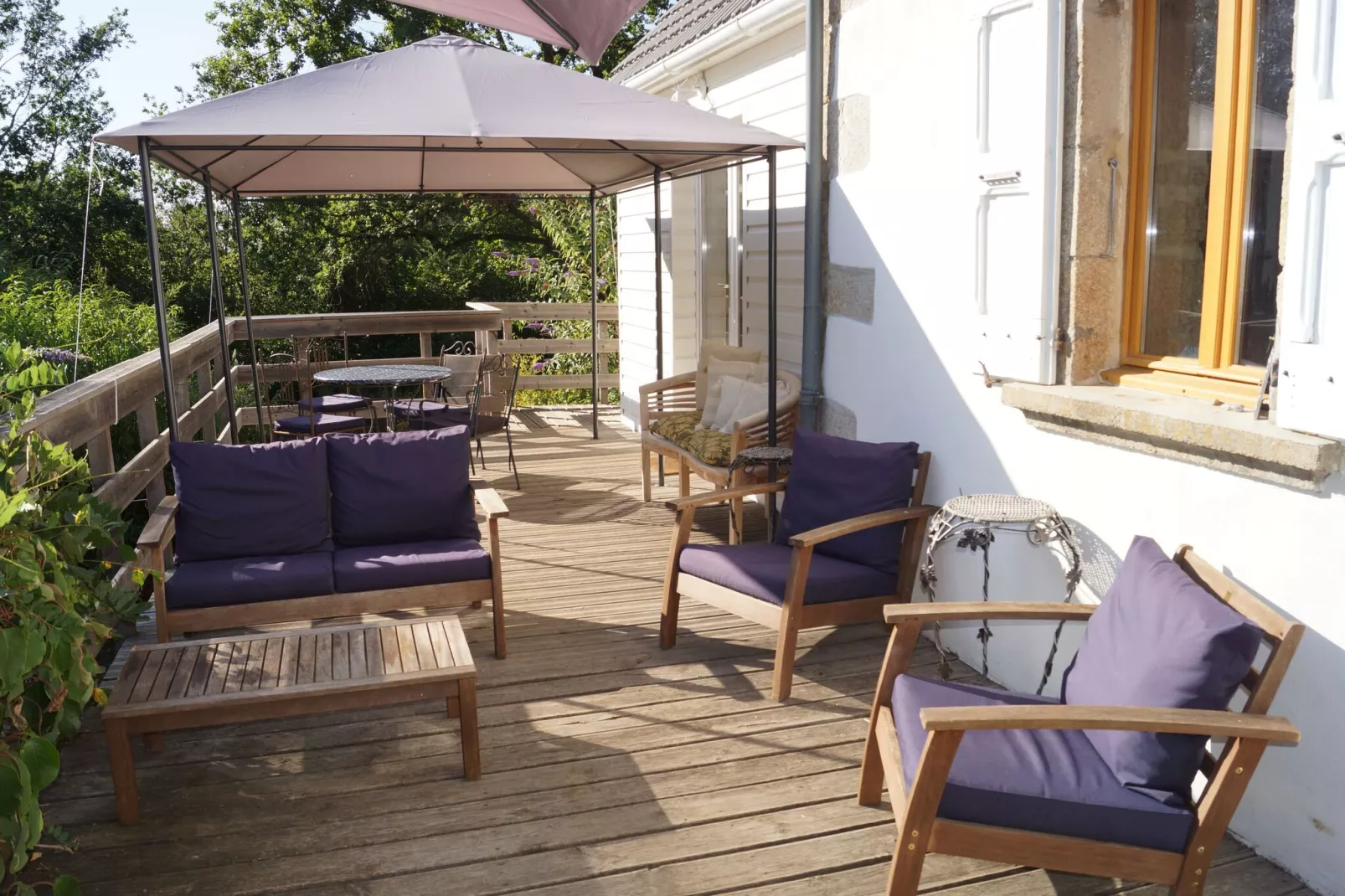 Fraise Du Bois-Exterior summer