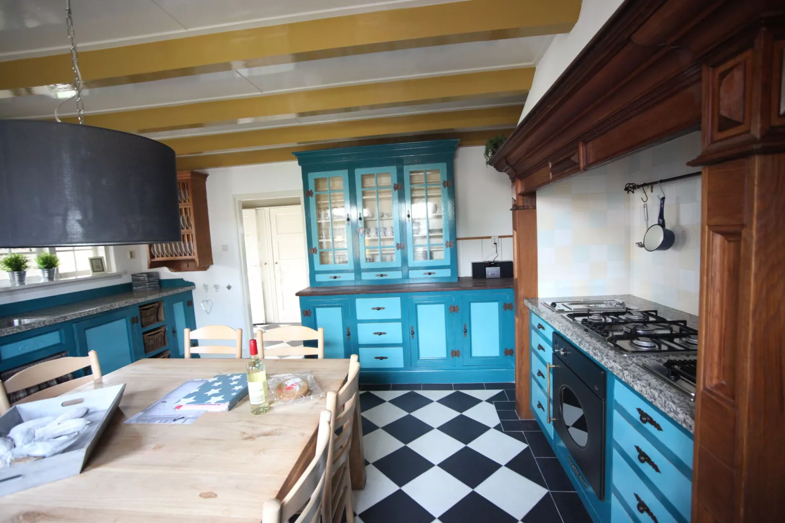 Recreatiepark Wiringherlant - Ons Huys-Kitchen