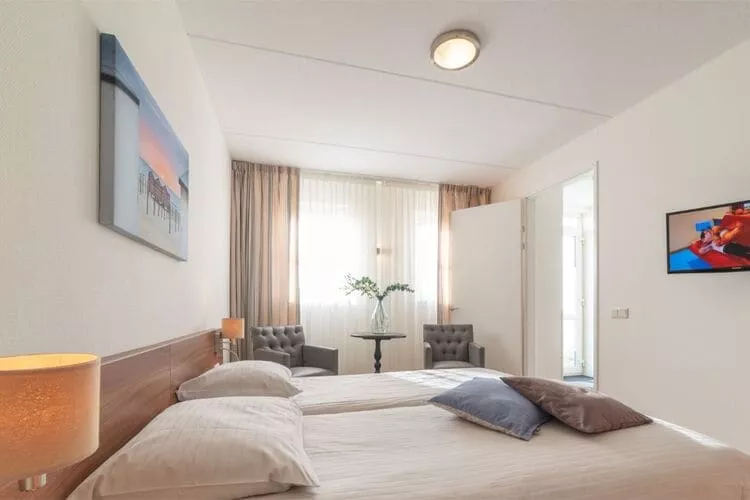 Charming Beveland-Bedroom