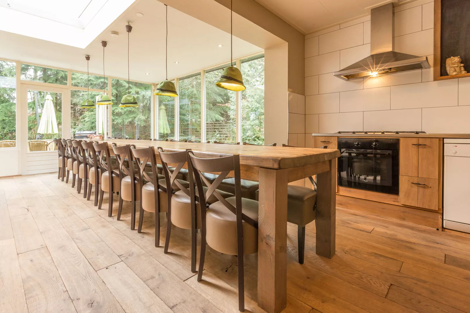 Residence De Eese 8-Dining room