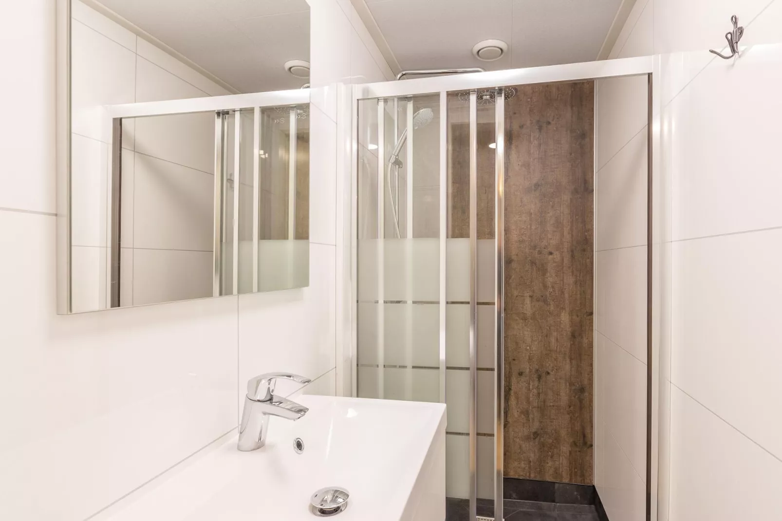 Residence De Eese 22-Bathroom