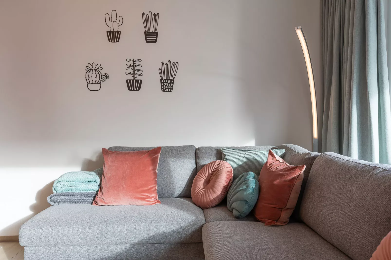 Allure 0101-Living room