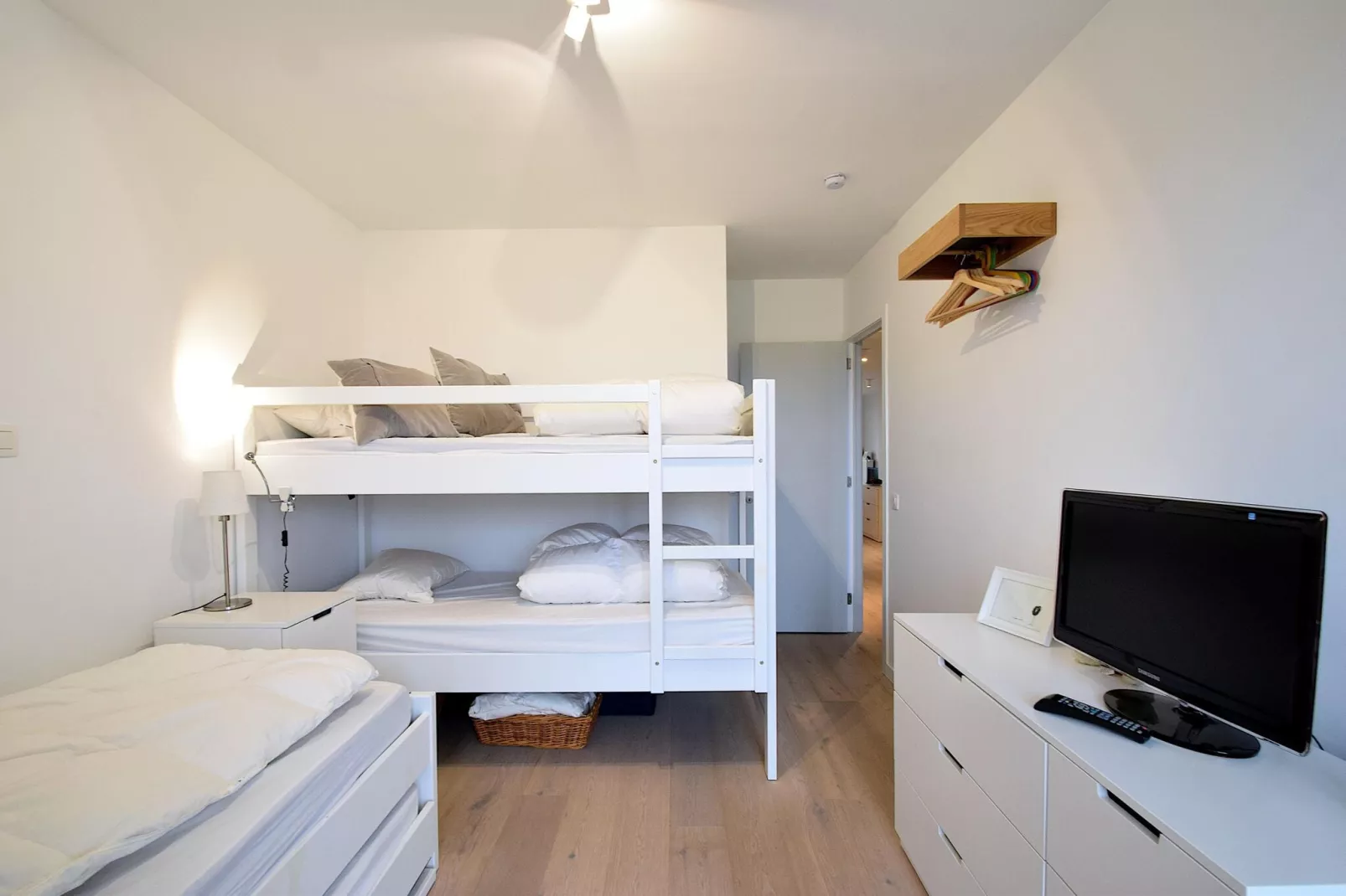 Barfleur 19 0201-Bedroom