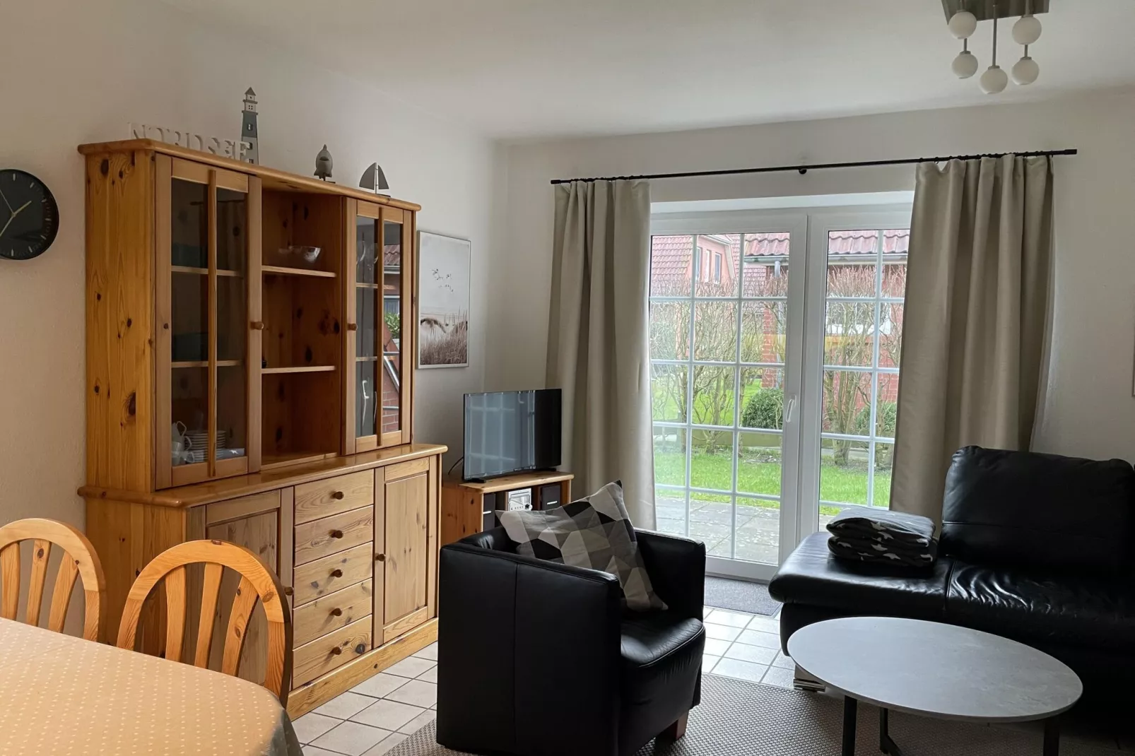 Ferienhaus Neßmersiel-Living room