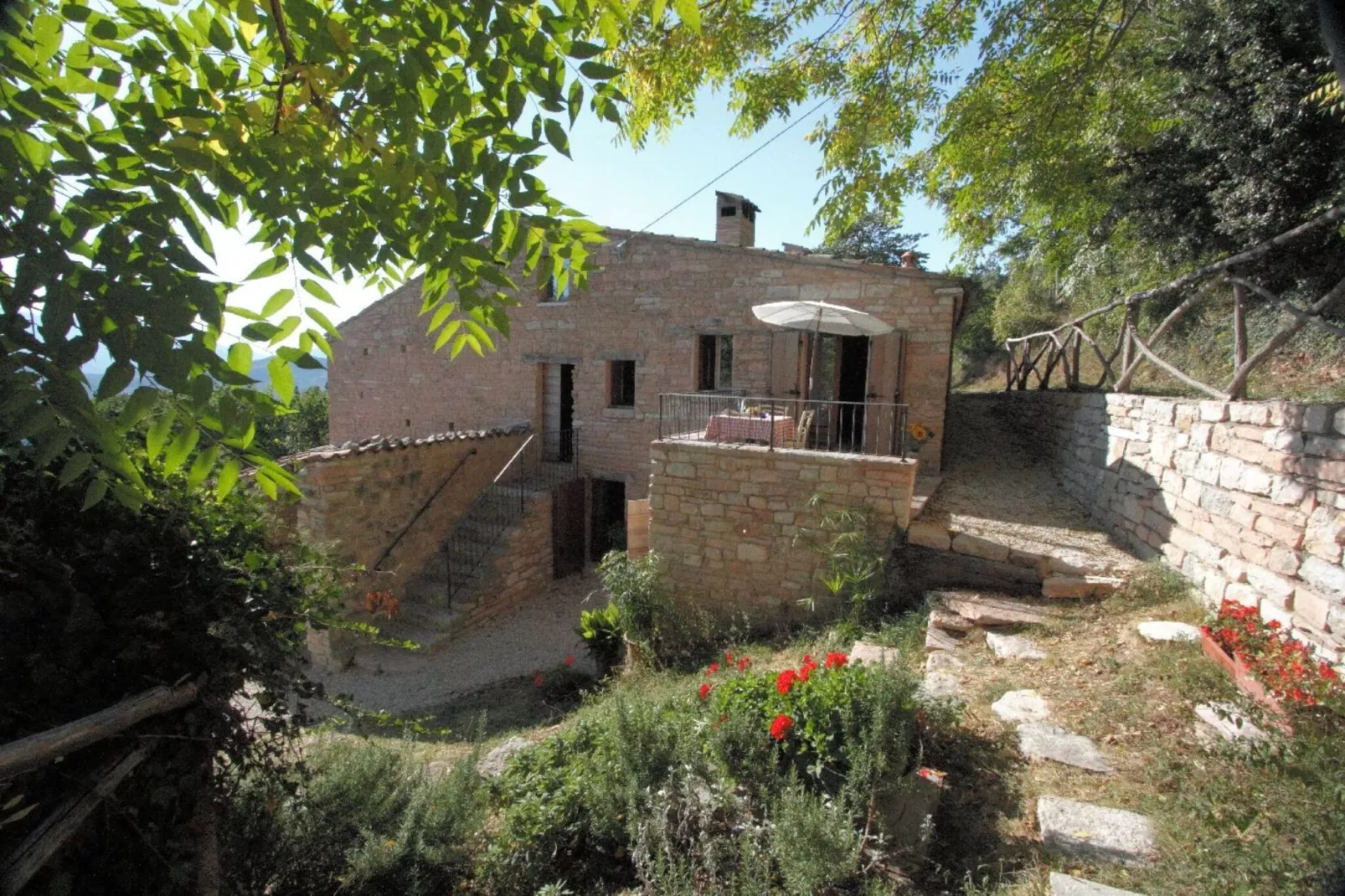 Il Conio Viola-Exterior summer