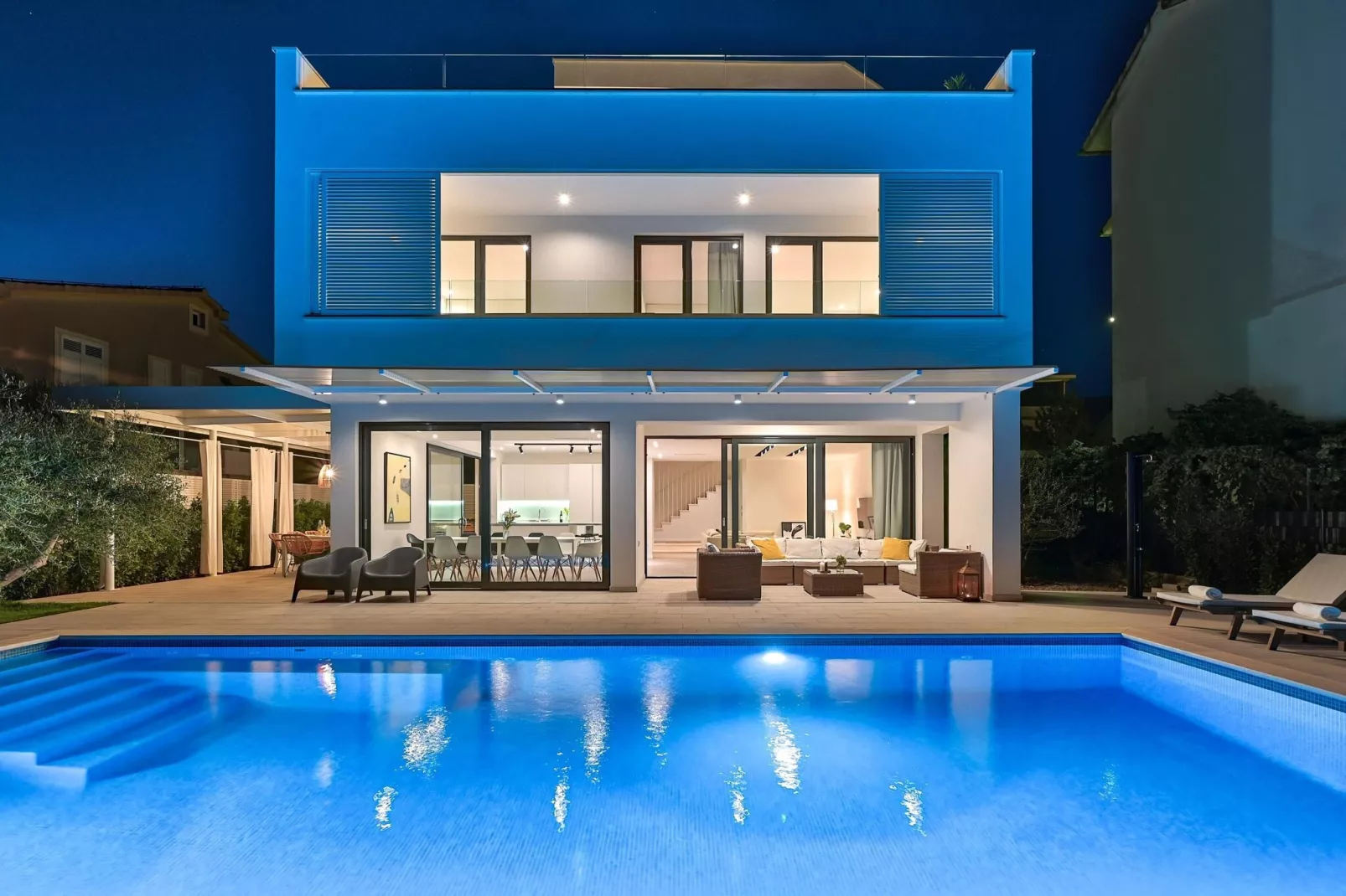Villa Lodi-Exterior summer
