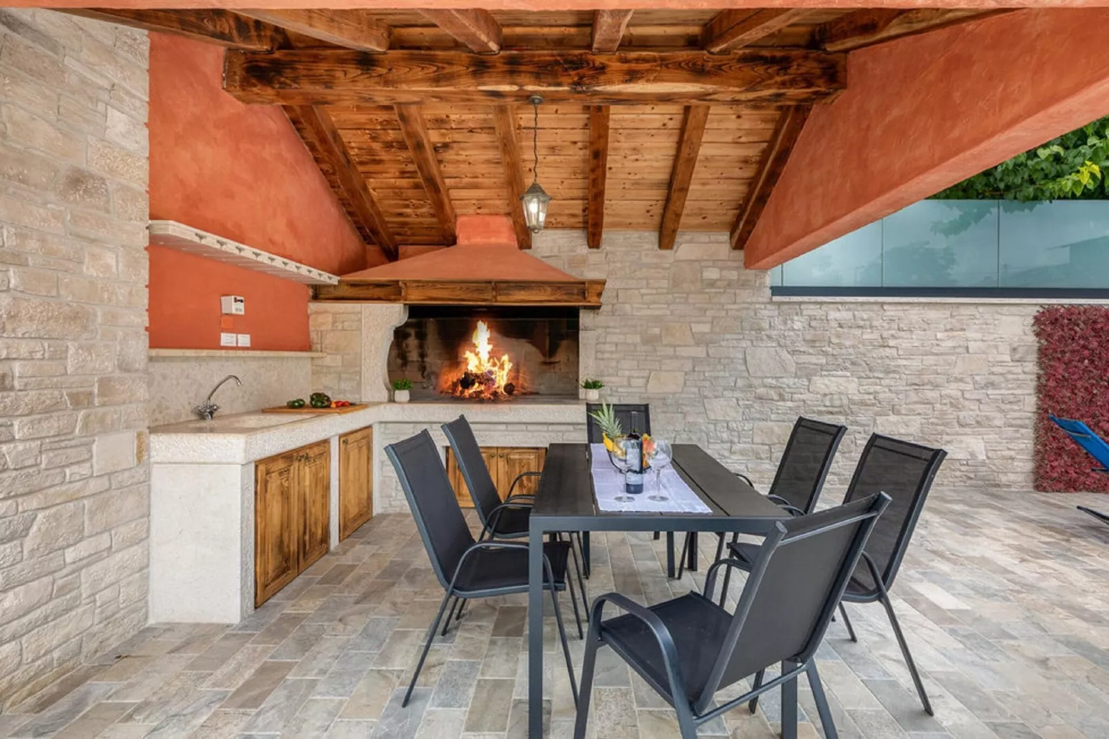 Villa Cristian-Terrace balcony