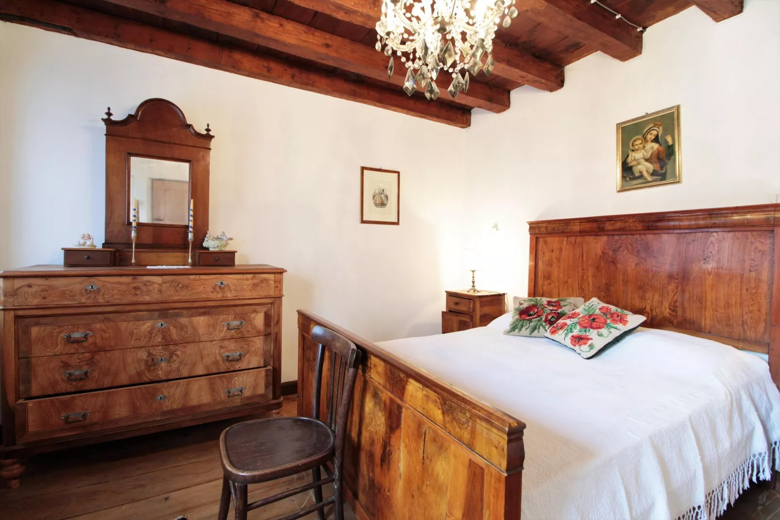 CASA TRAME DEGLI ANGELI 5 pax-Bedroom