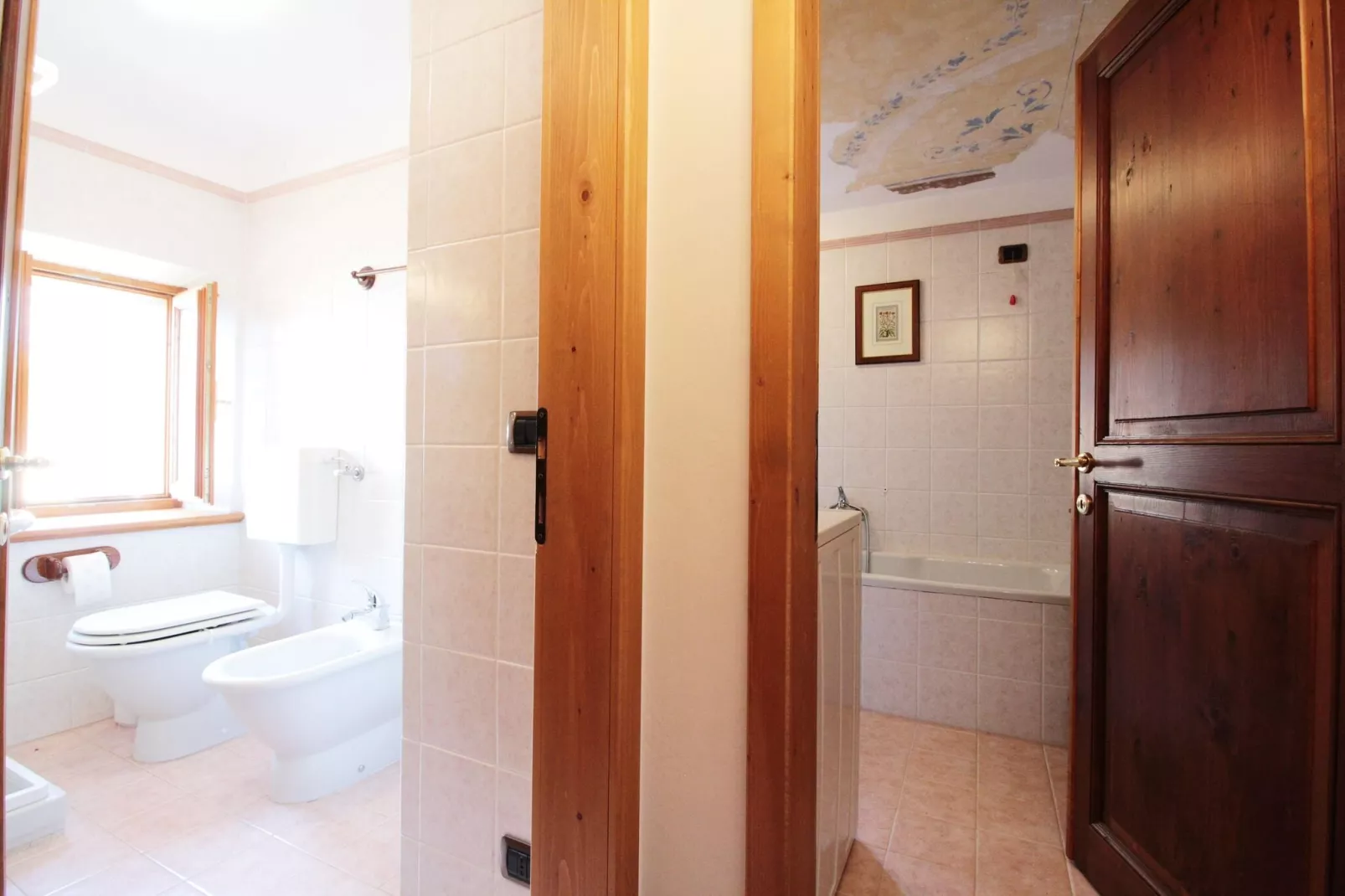 CASA TRAME DEGLI ANGELI 5 pax-Bathroom