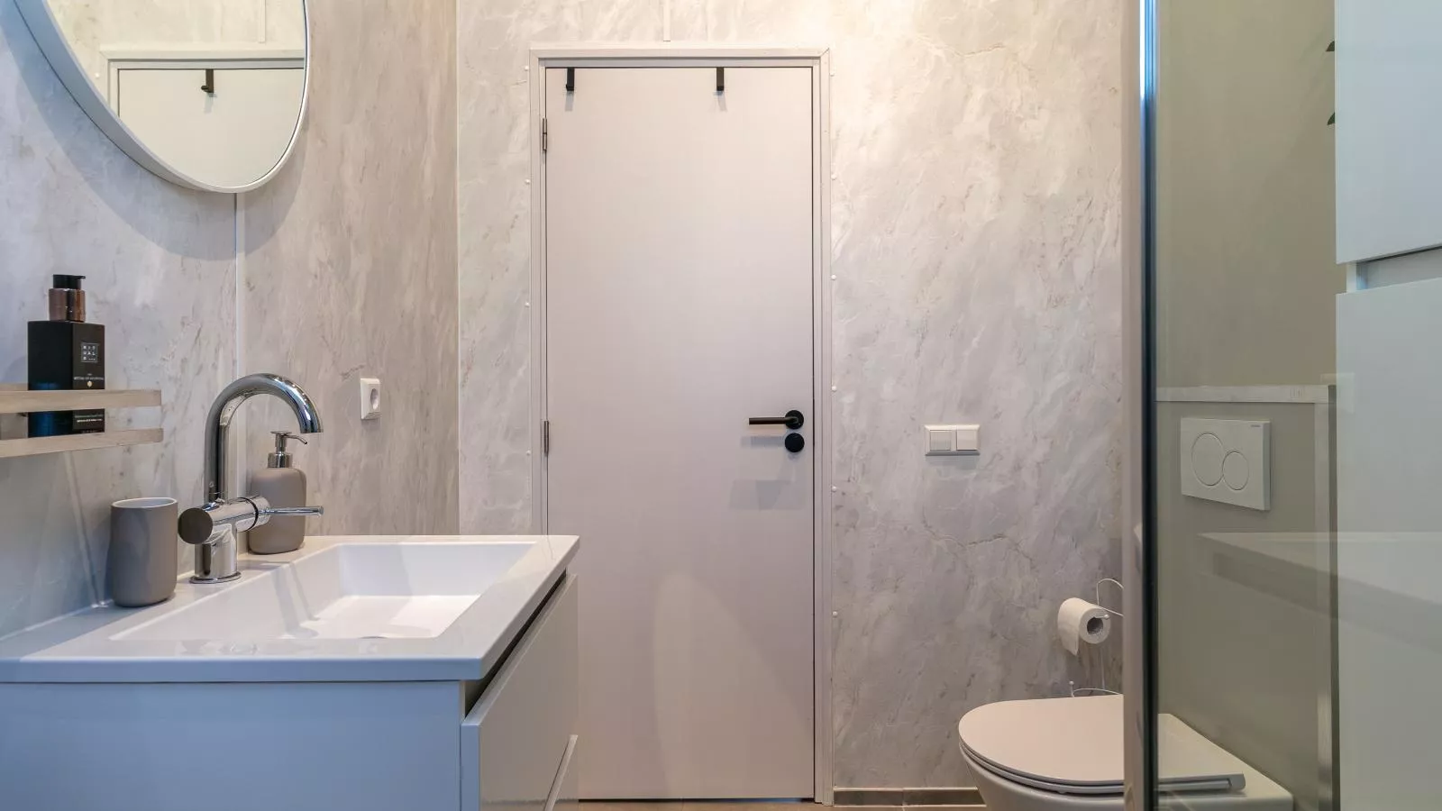 Eefs Huusje-Bathroom