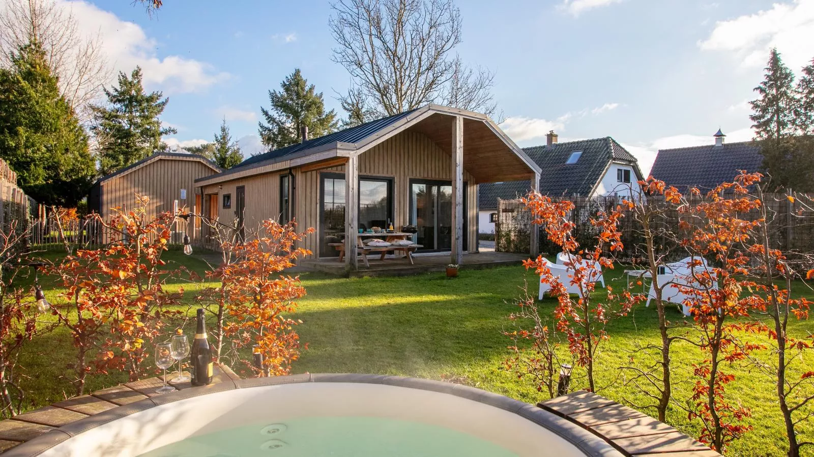 Eefs Huusje-Exterior summer