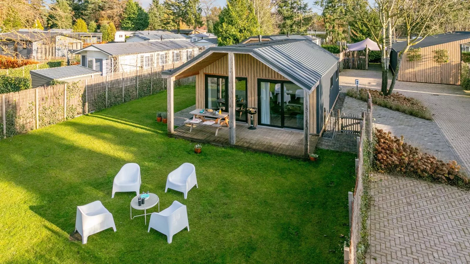 Eefs Huusje-Exterior summer