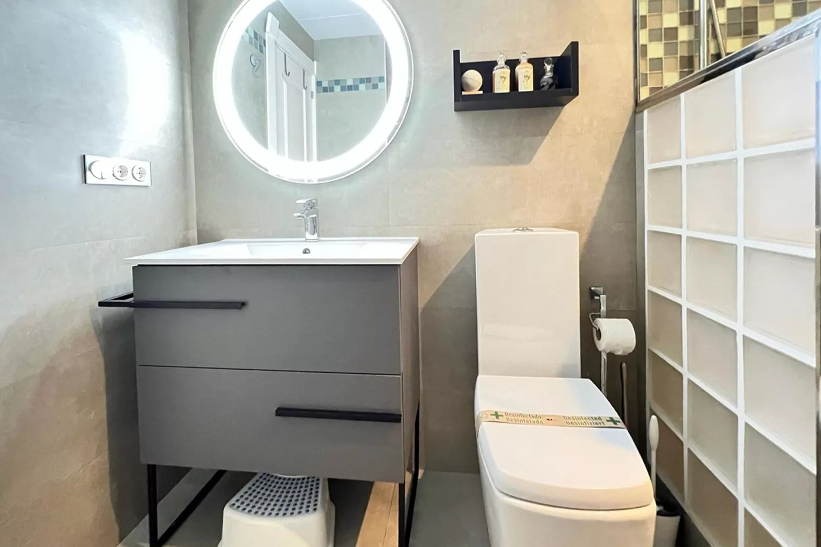 Playa & Golf IV-Bathroom