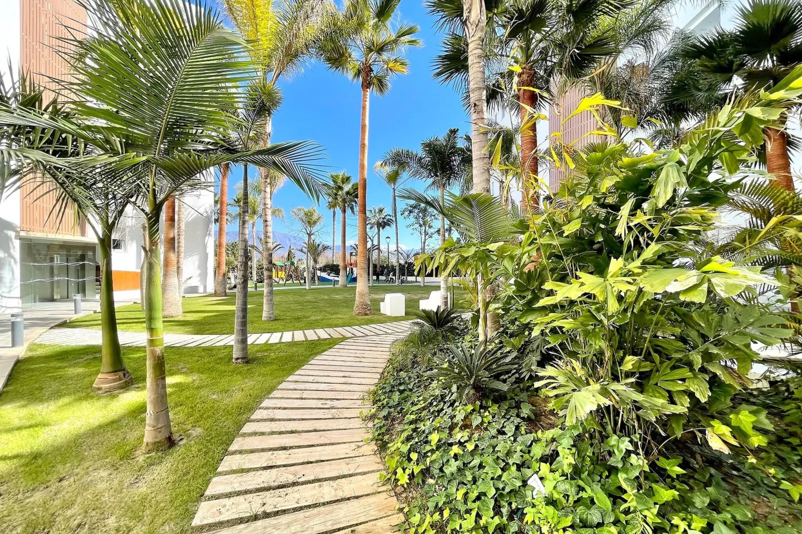 Apartamento Playa Granada Beach & Golf 22-Gardens summer