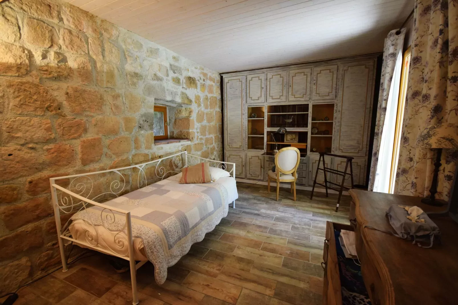 Bergerie-Bedroom