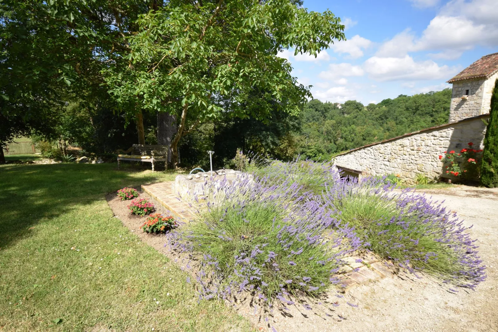 Bergerie-Gardens summer