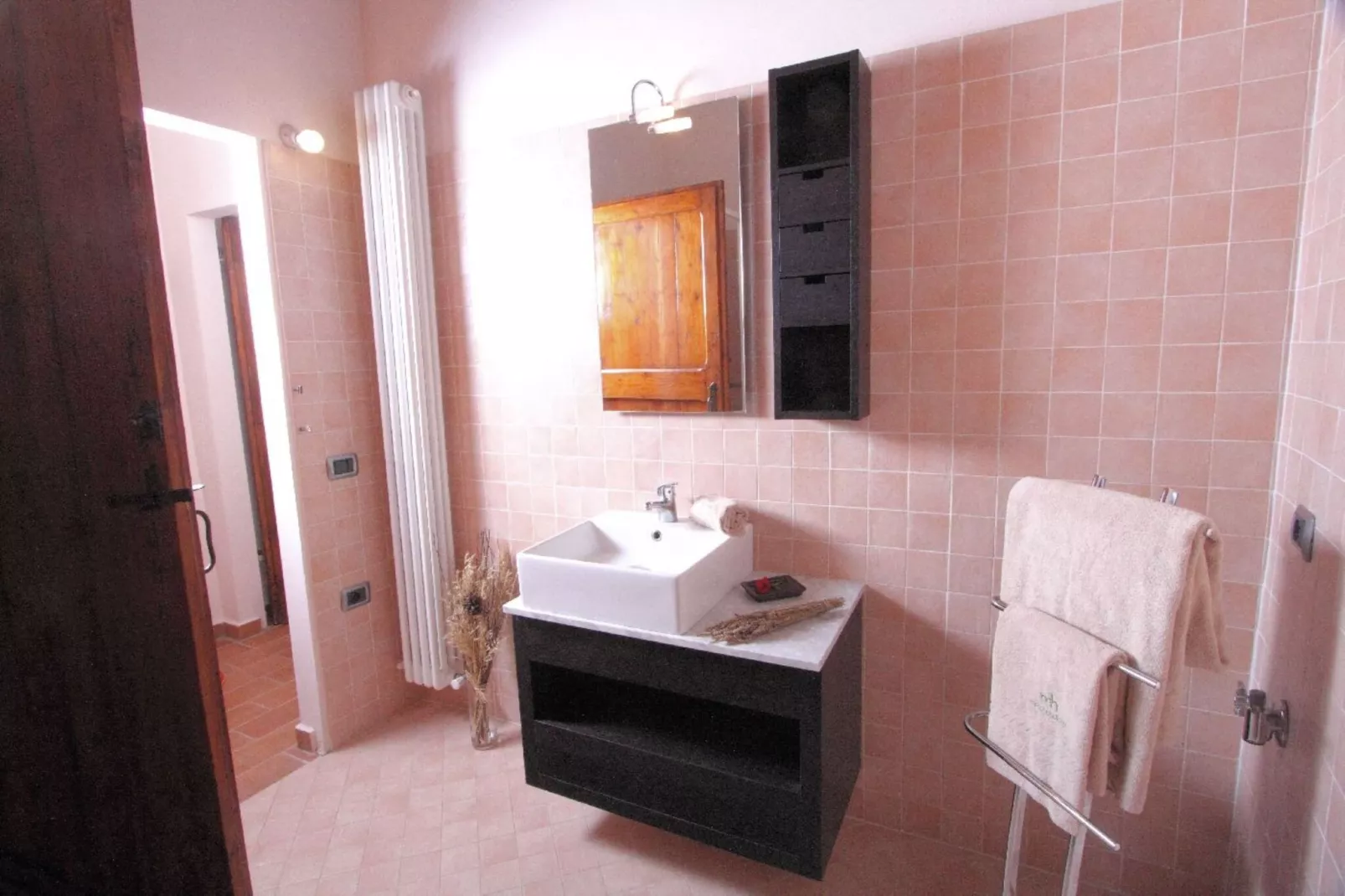 Il Conio Viola-Bathroom