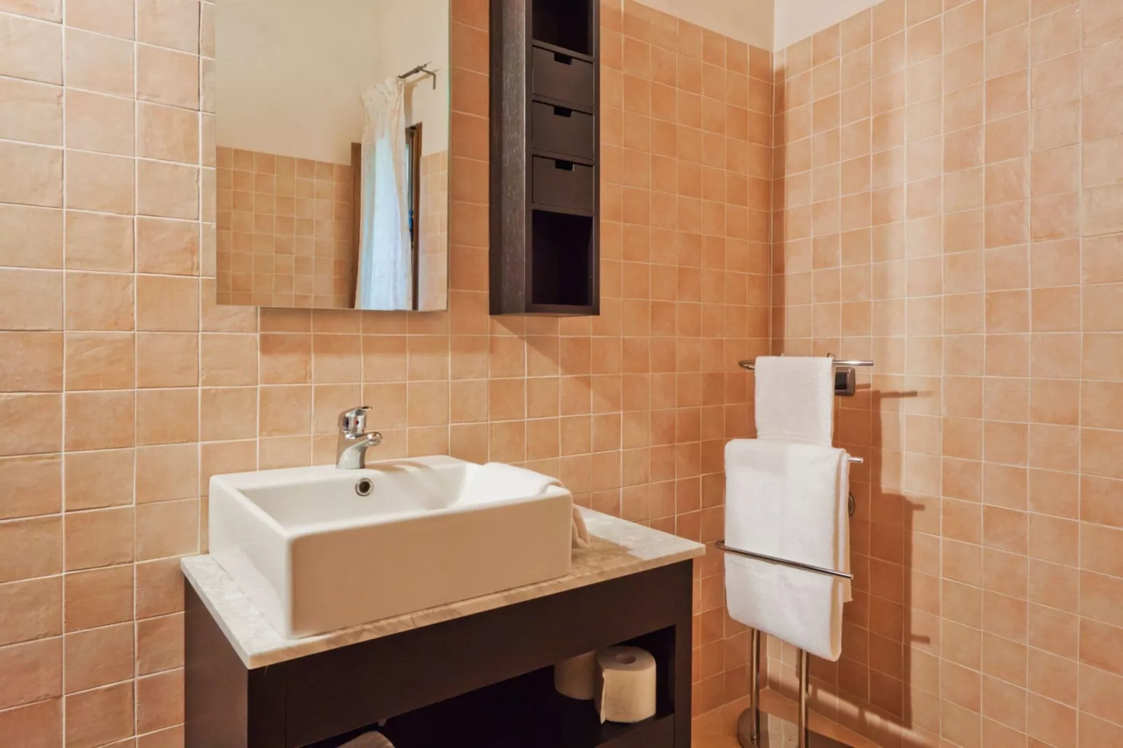 Il Conio Viola-Bathroom