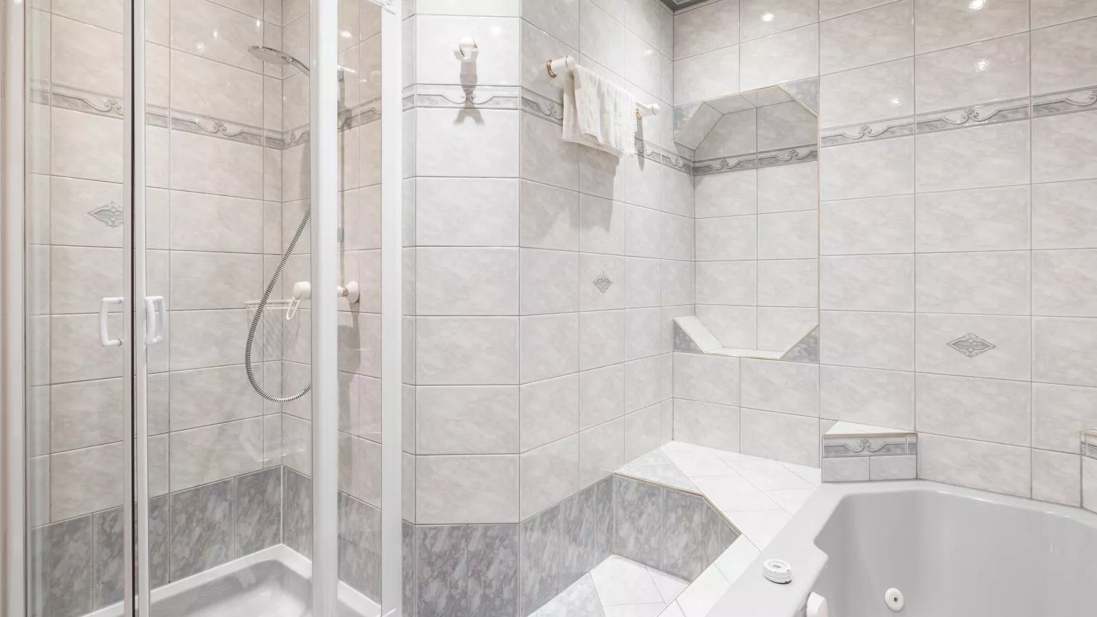 Werner-Bathroom