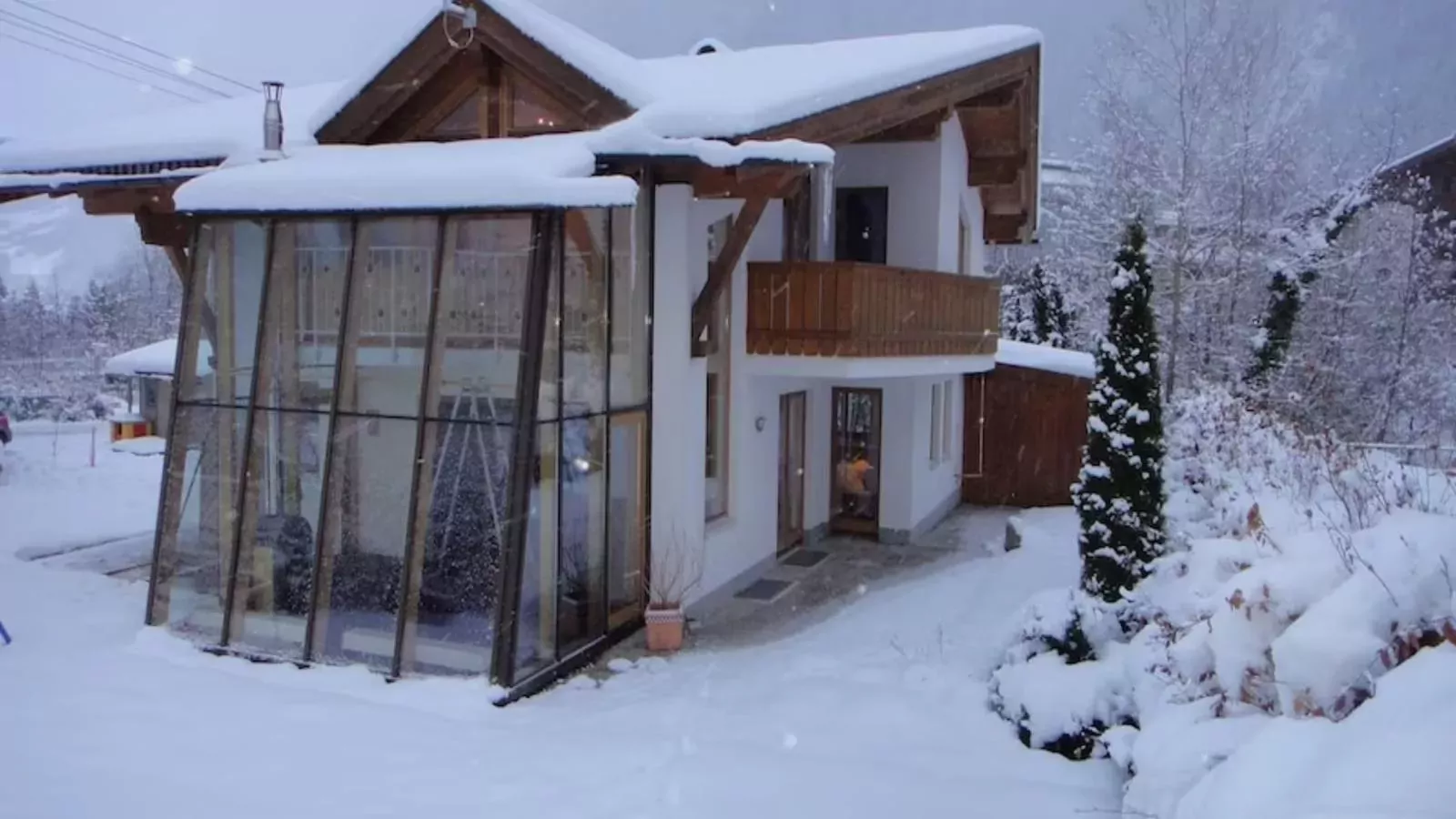 Am Ziller-Exterior winter