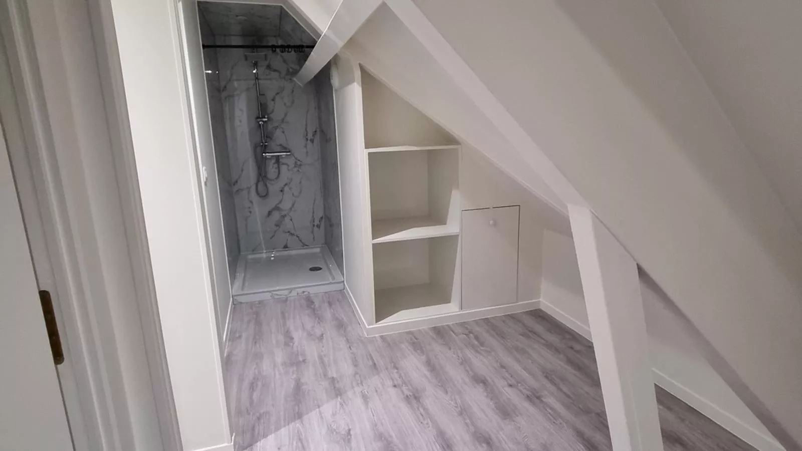 Lac Bleu nr 19-Badezimmer