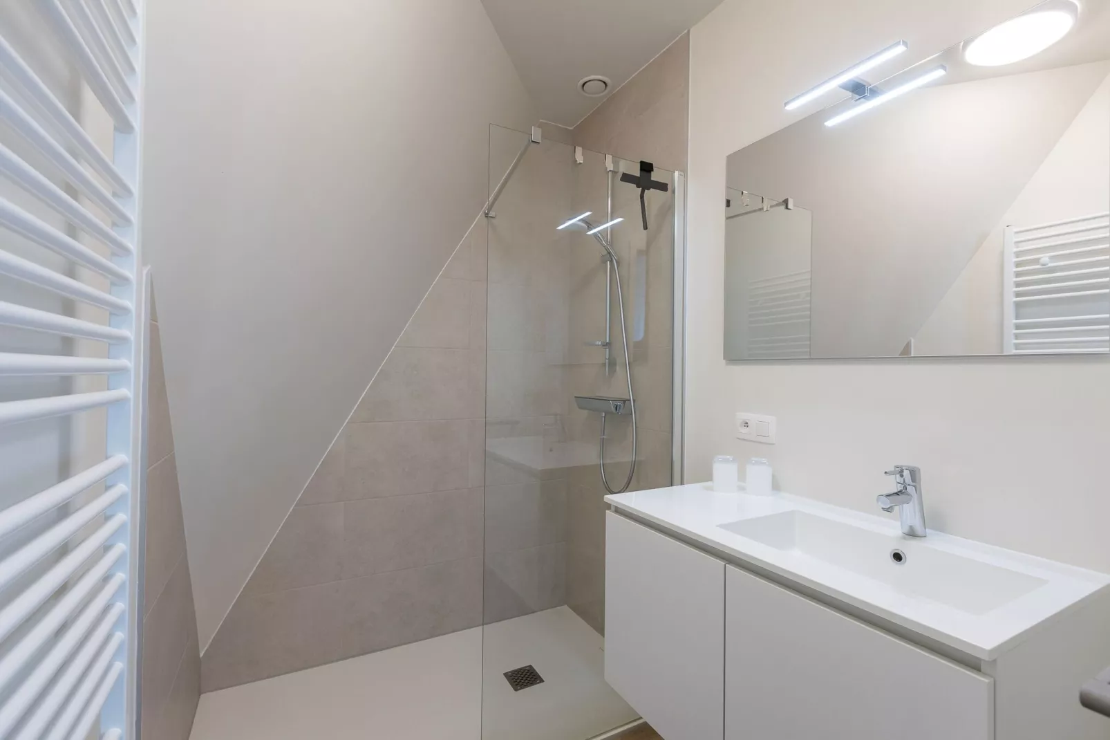 West Bay Blok D 0205-Bathroom