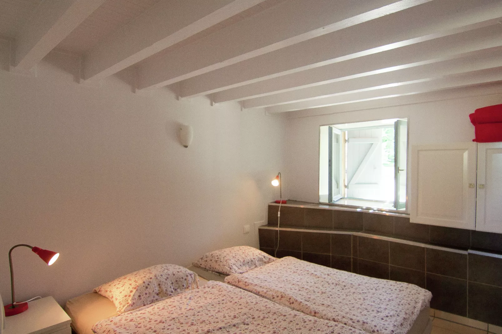 La Rose-Bedroom