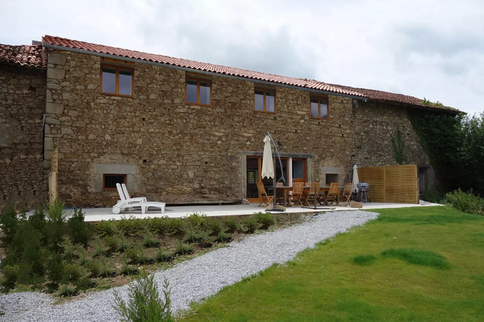 Le Tournesol-Exterior summer