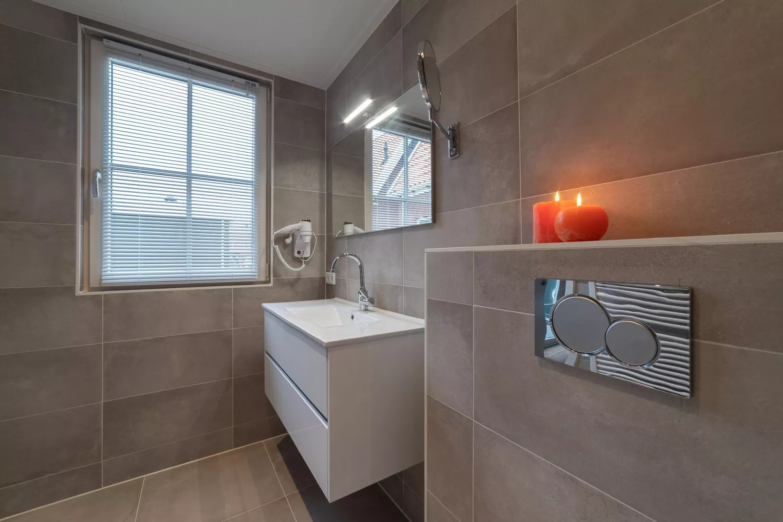Charming Beveland Vrijstaand-Badezimmer