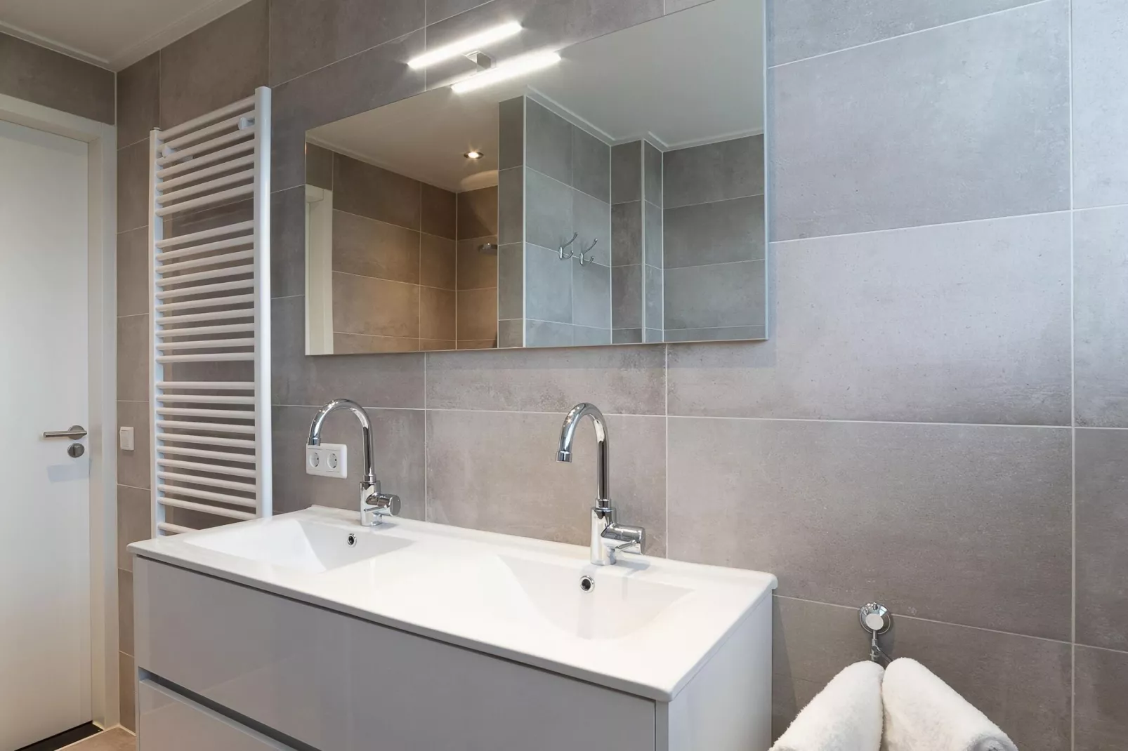 Charming Beveland Vrijstaand-Badezimmer