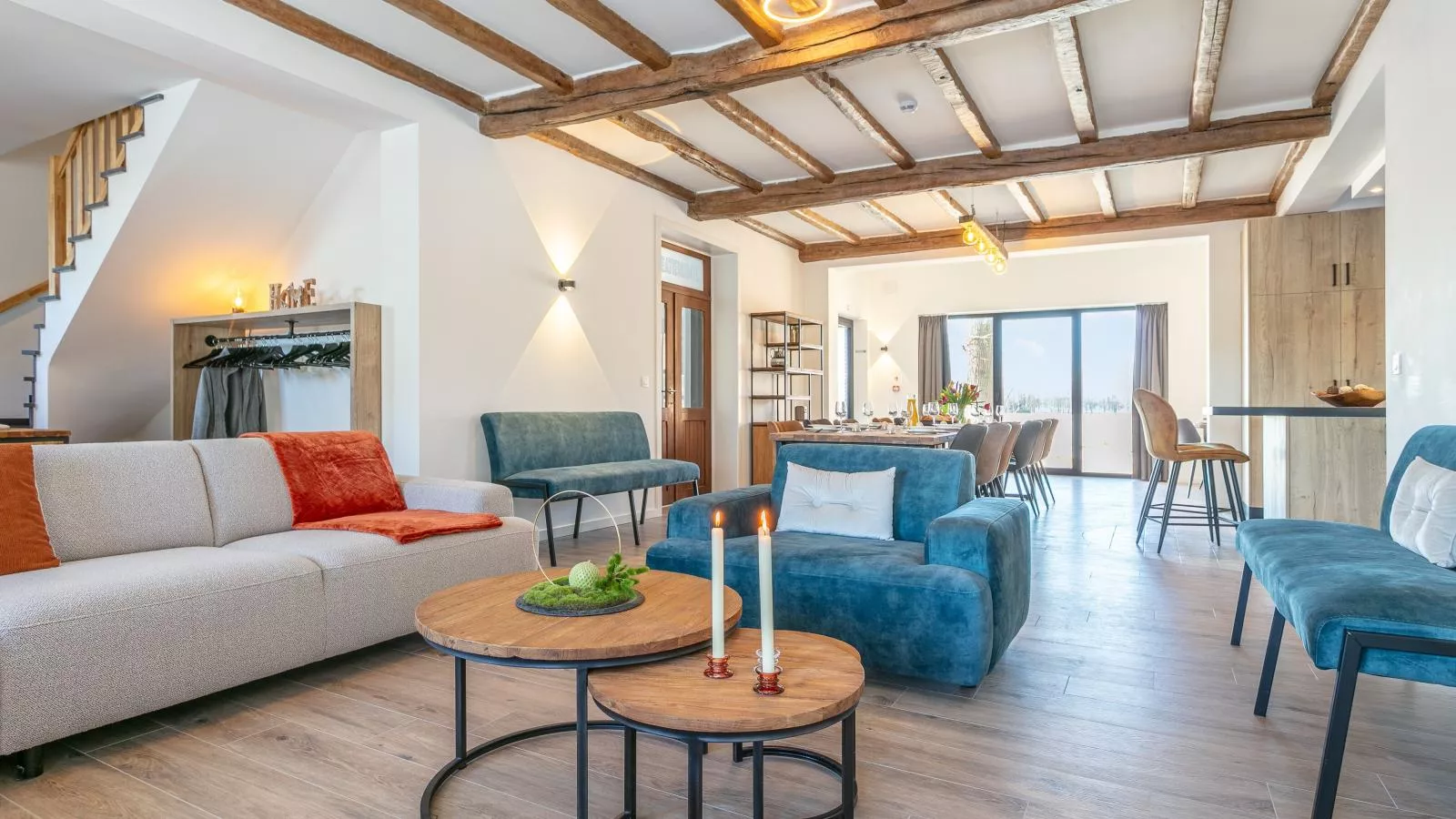 Lindehoeve-Living room