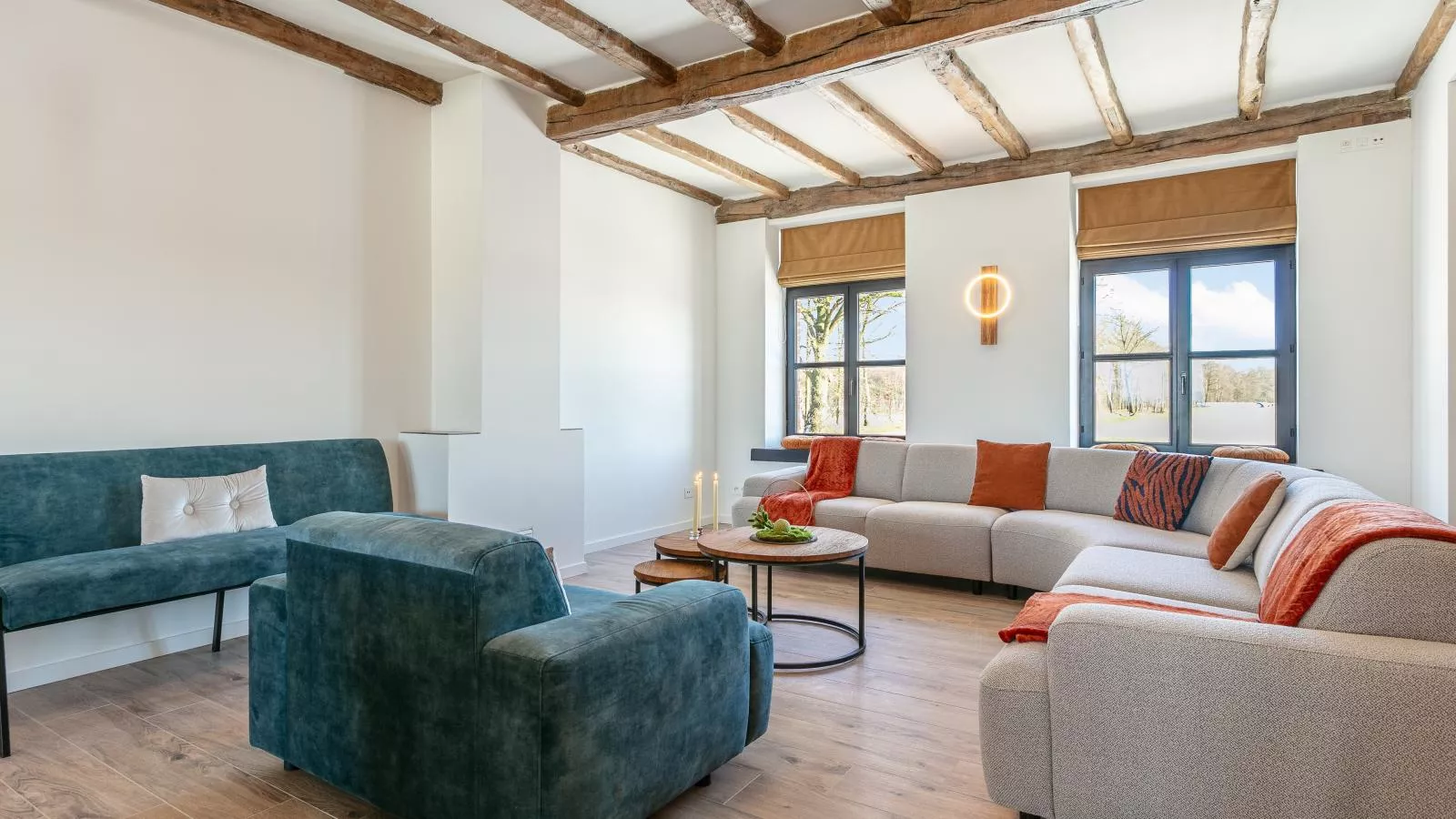 Lindehoeve-Living room