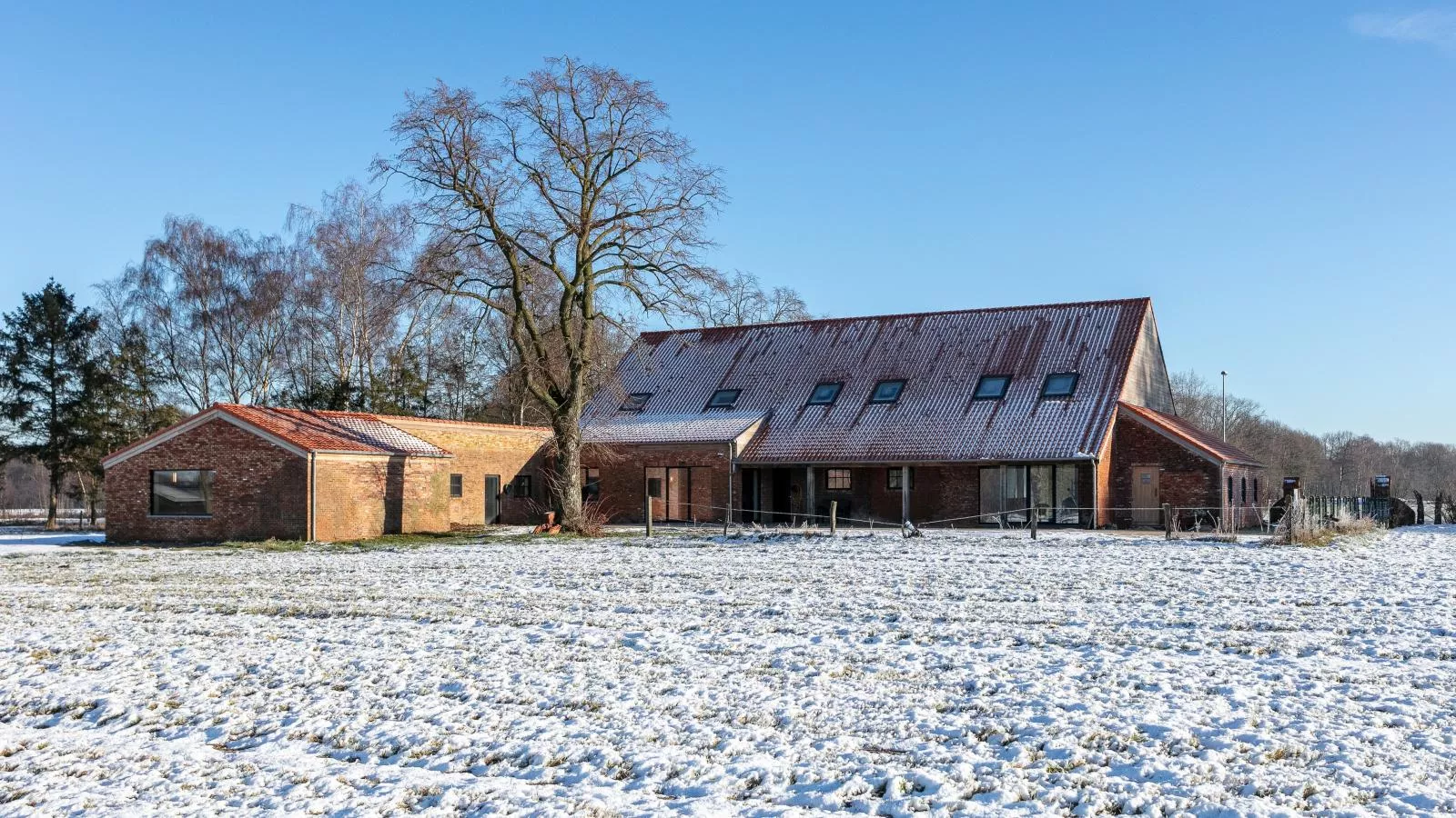 Lindehoeve-Exterior winter