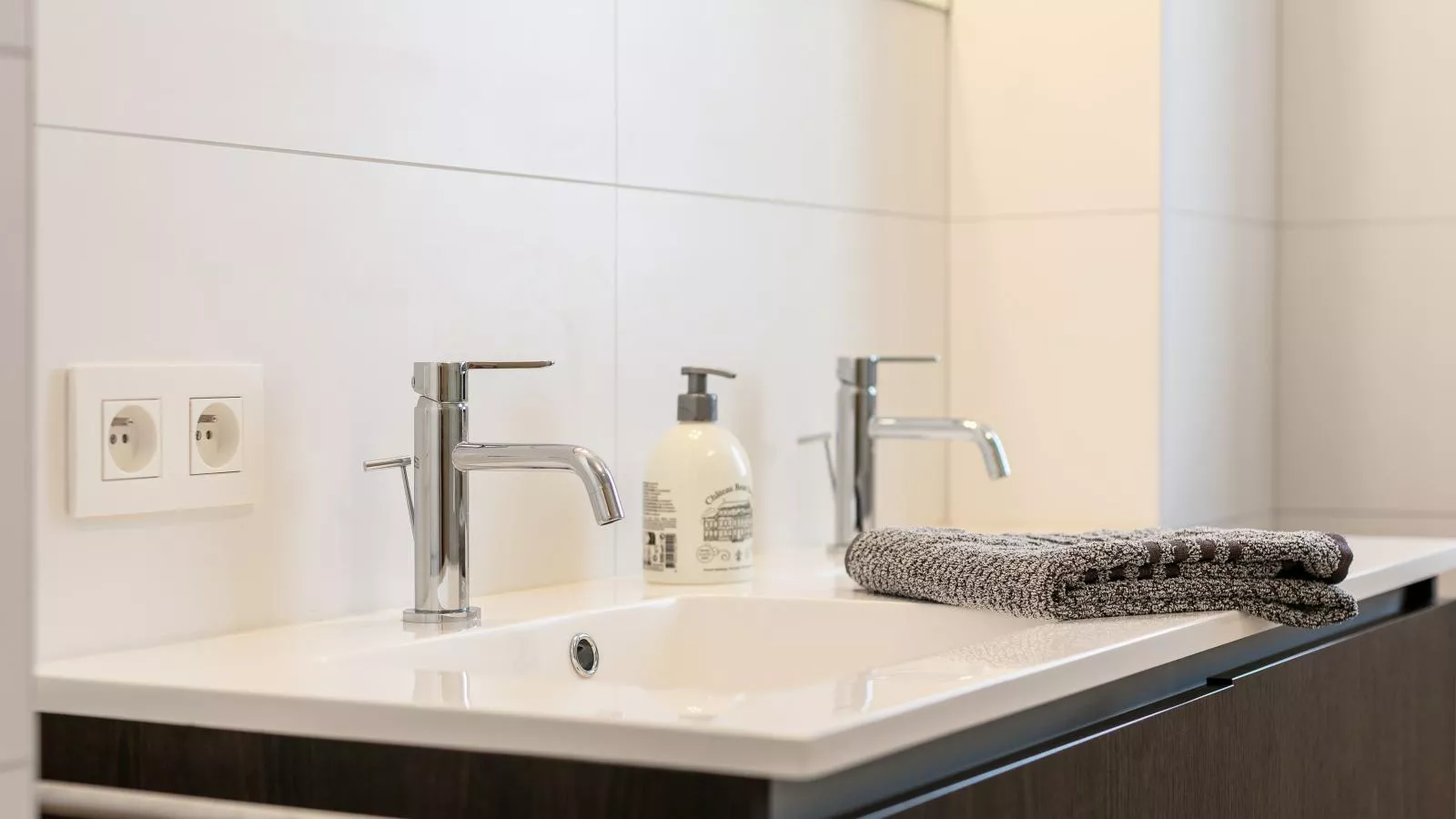 Lindehoeve-Bathroom