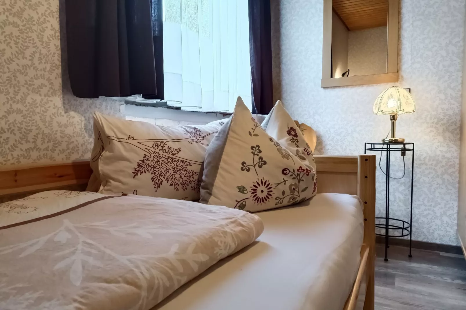 Dorfruh-Bedroom