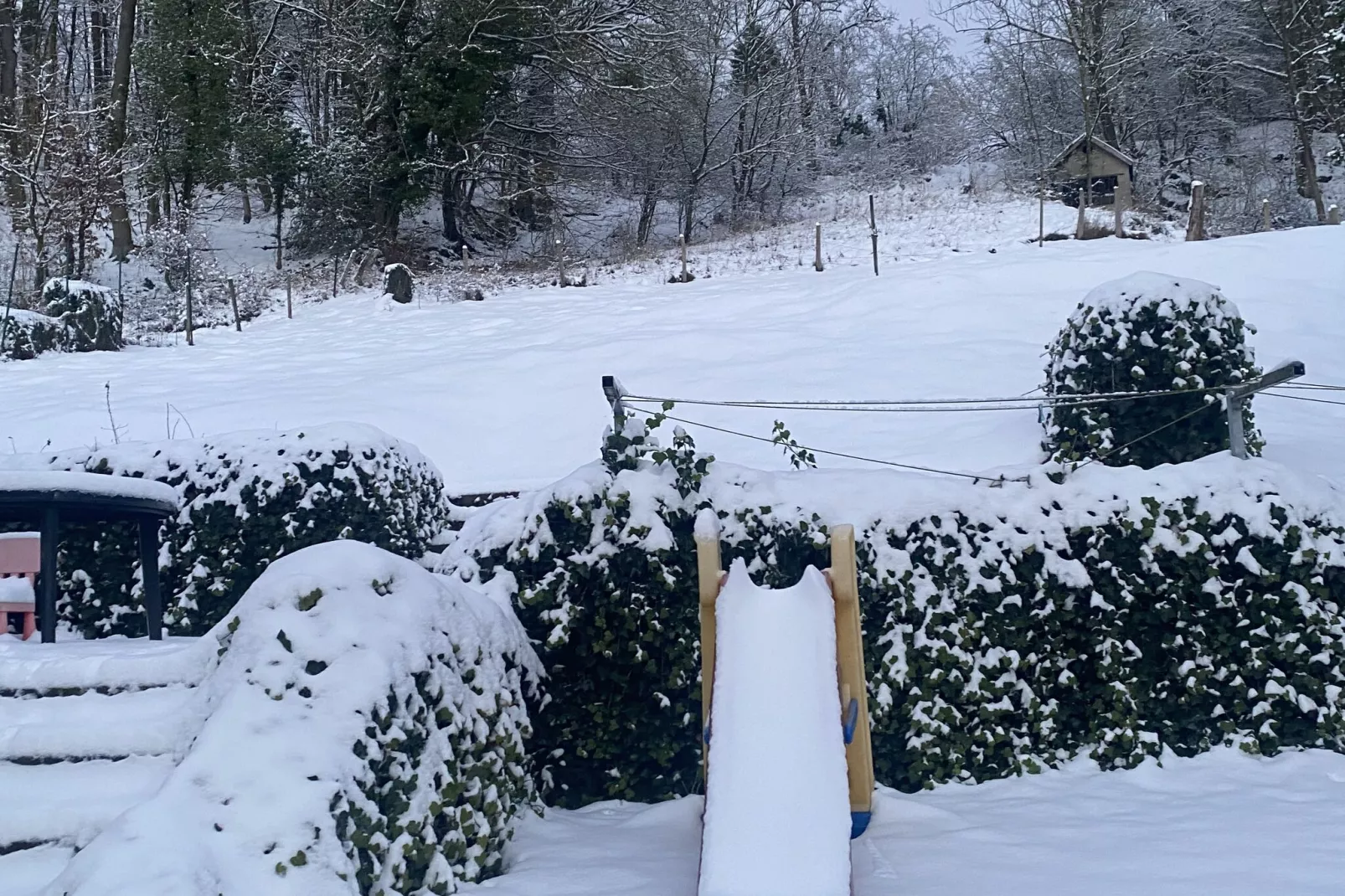 Le petit château de Harze-Zone d'hiver à 1 km